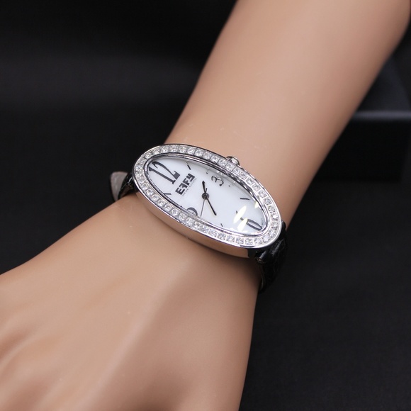 White 1.62 Ct Of Diamonds Unisex Luxury New Watch